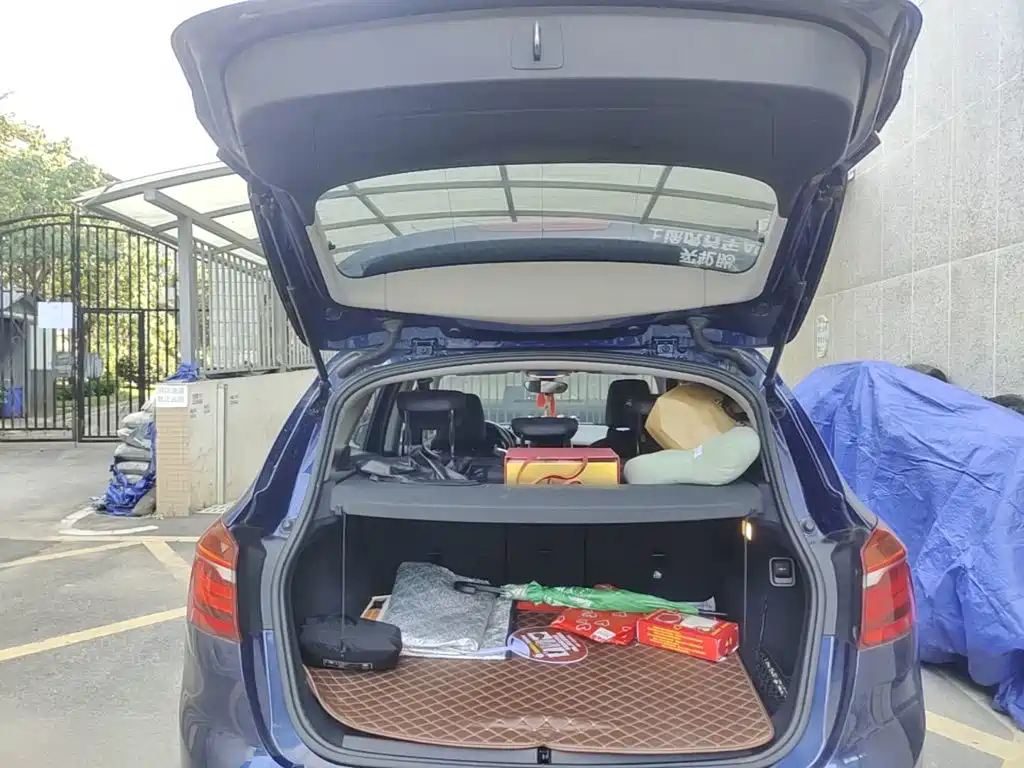 BMW 2 Series Active Tourer — миниатюра 19