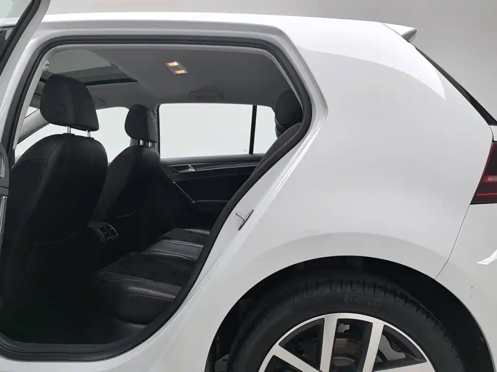 Volkswagen Golf — миниатюра 15