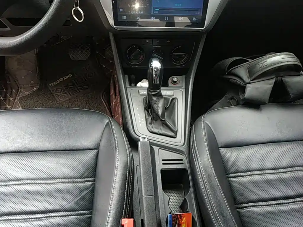 Volkswagen Lavida — миниатюра 14