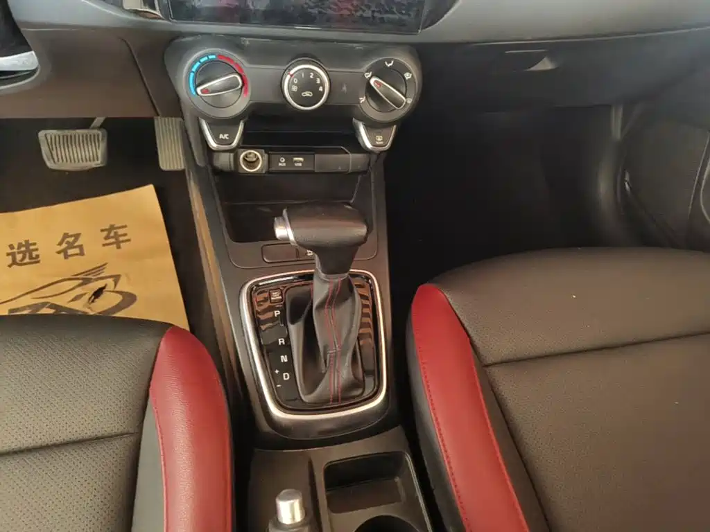 Kia KX Cross — миниатюра 14