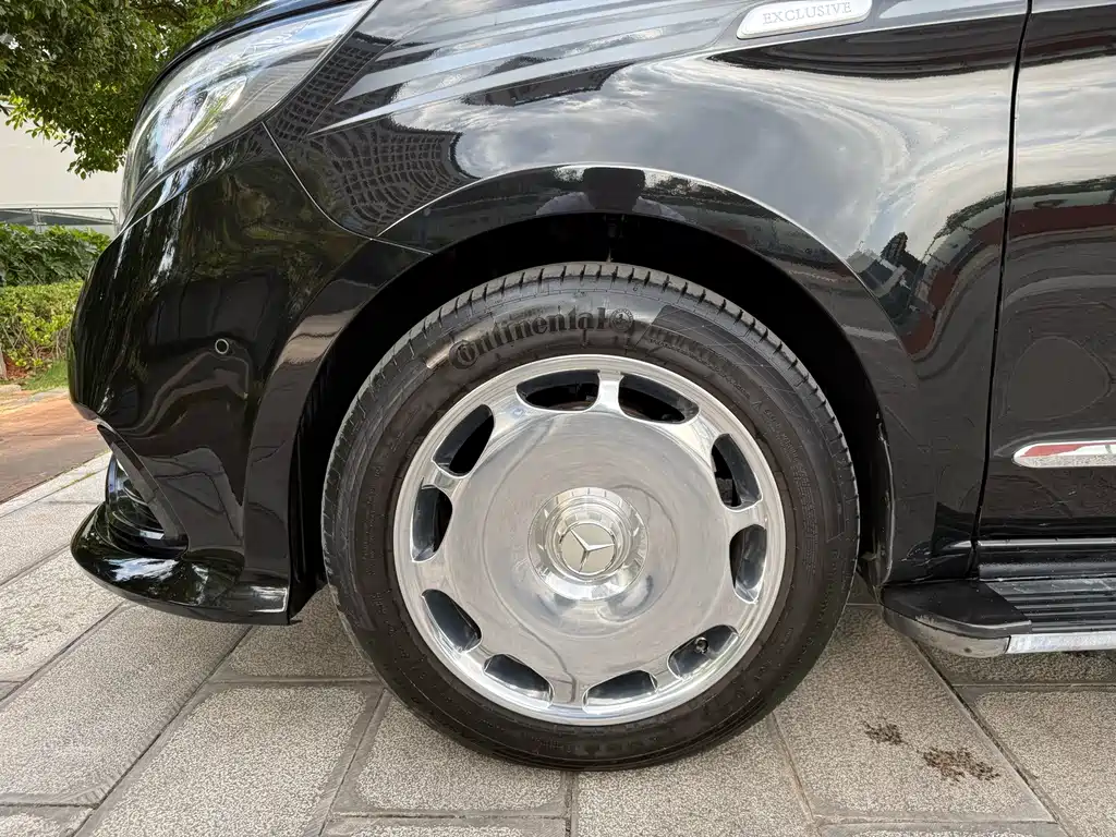 Mercedes-Benz V-Class — миниатюра 24