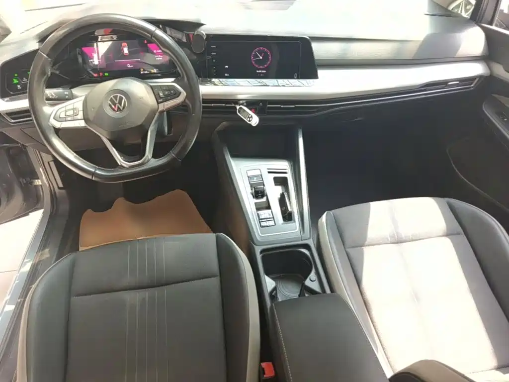 Volkswagen Golf — миниатюра 10