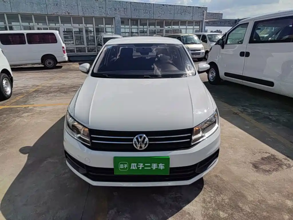 Volkswagen Santana — миниатюра 3