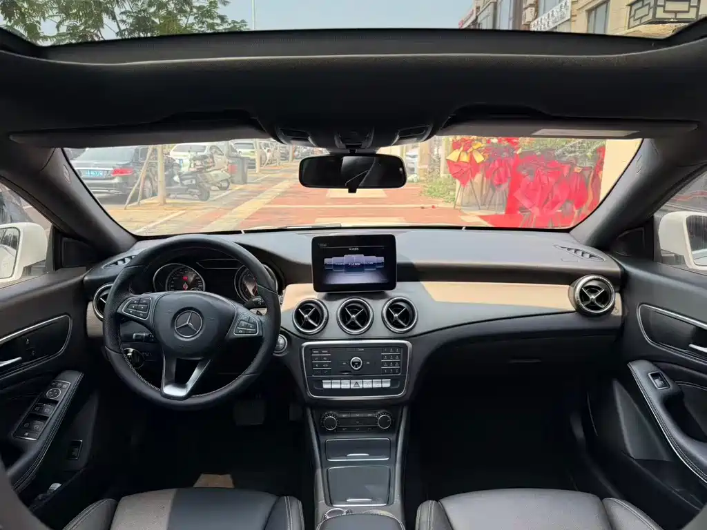 Mercedes-Benz CLA (Import) — миниатюра 5