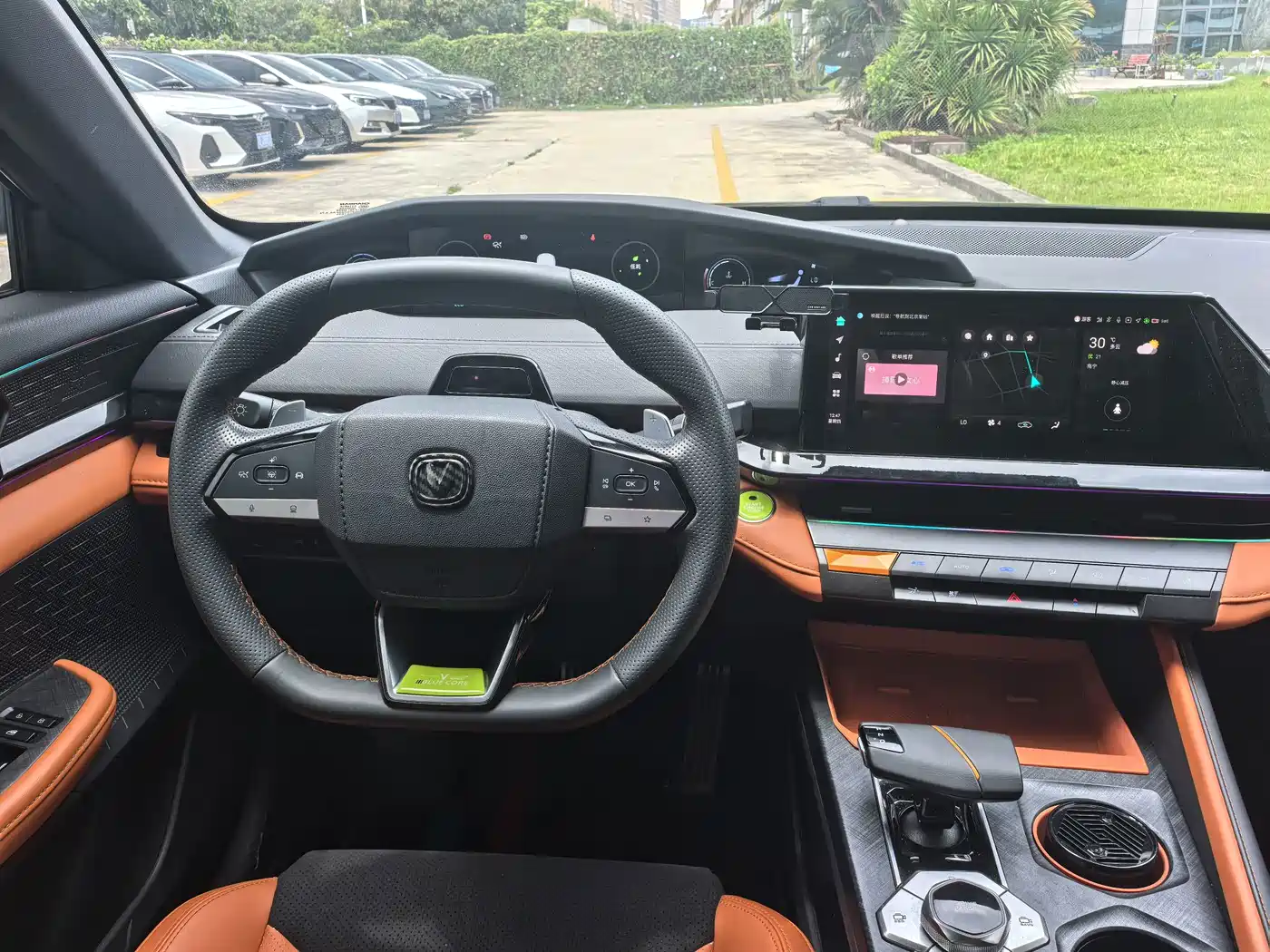 Chang'an UNI-V 2023 Черный из Китая