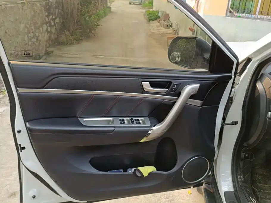 Haval M6 — миниатюра 7