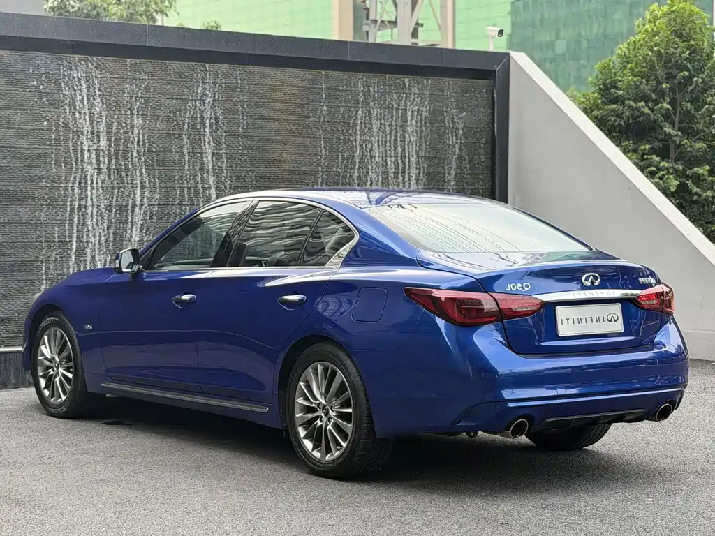 Infiniti Q50L — миниатюра 9