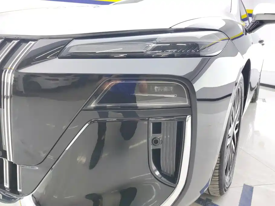 Roewe M7 DMH — миниатюра 5