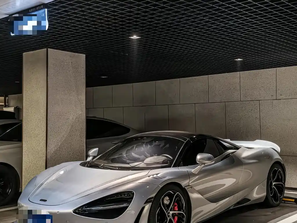 McLaren 750S 2025 4.0T AT