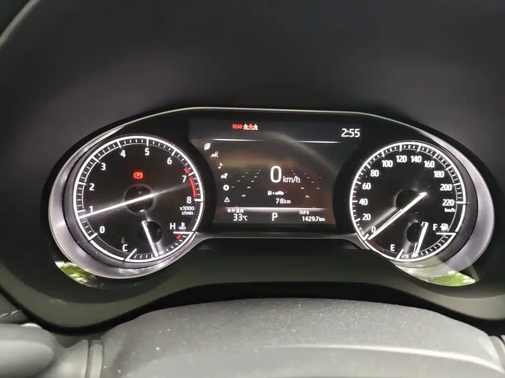 Toyota Harrier — миниатюра 7
