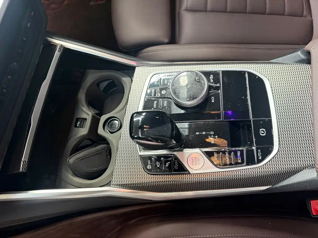 BMW 3 Series — миниатюра 14