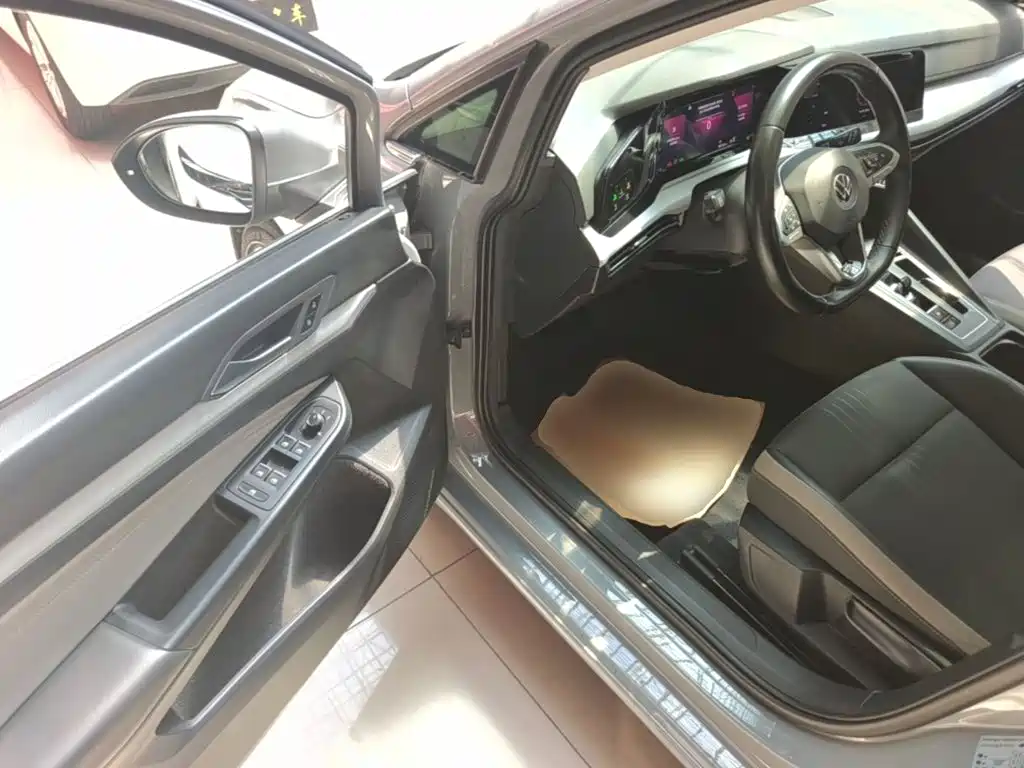 Volkswagen Golf — миниатюра 16