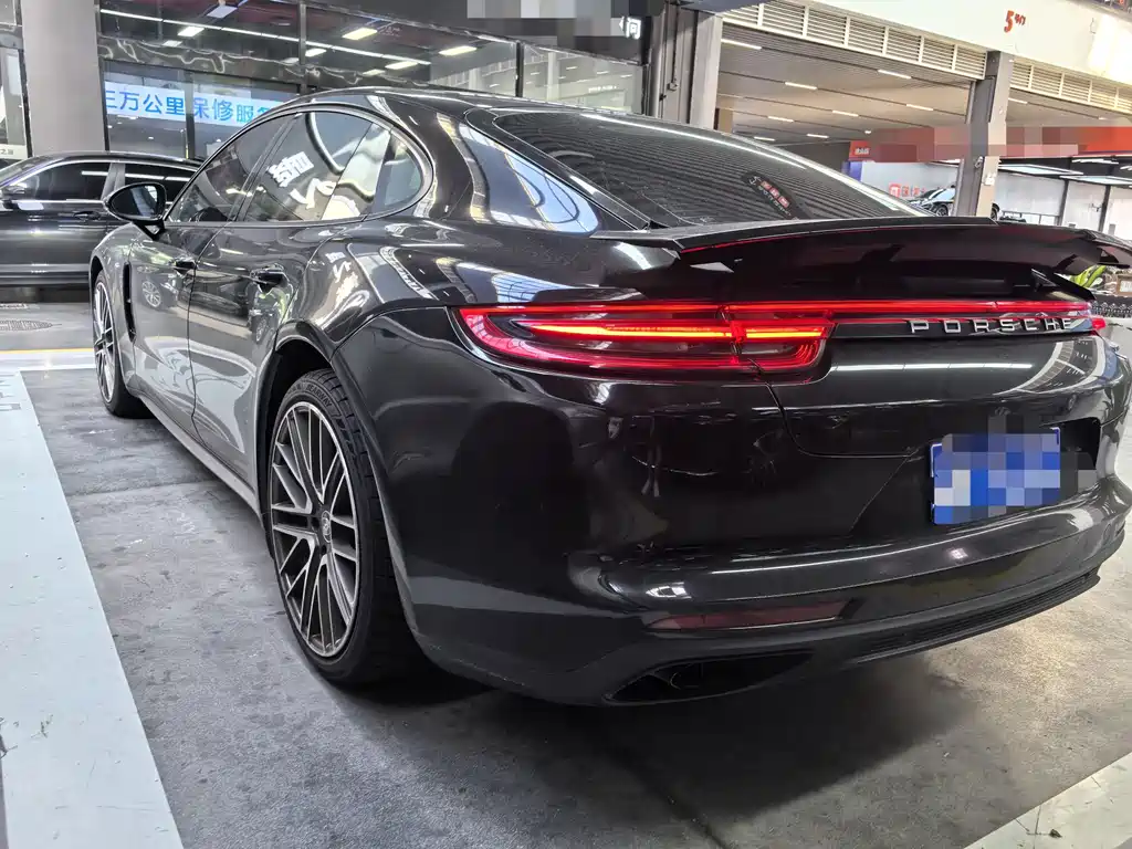 Porsche Panamera — миниатюра 18