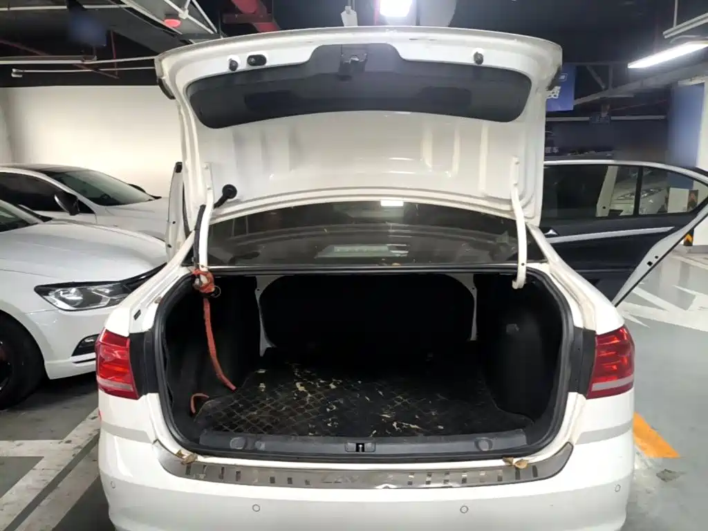 Volkswagen Lavida — миниатюра 19