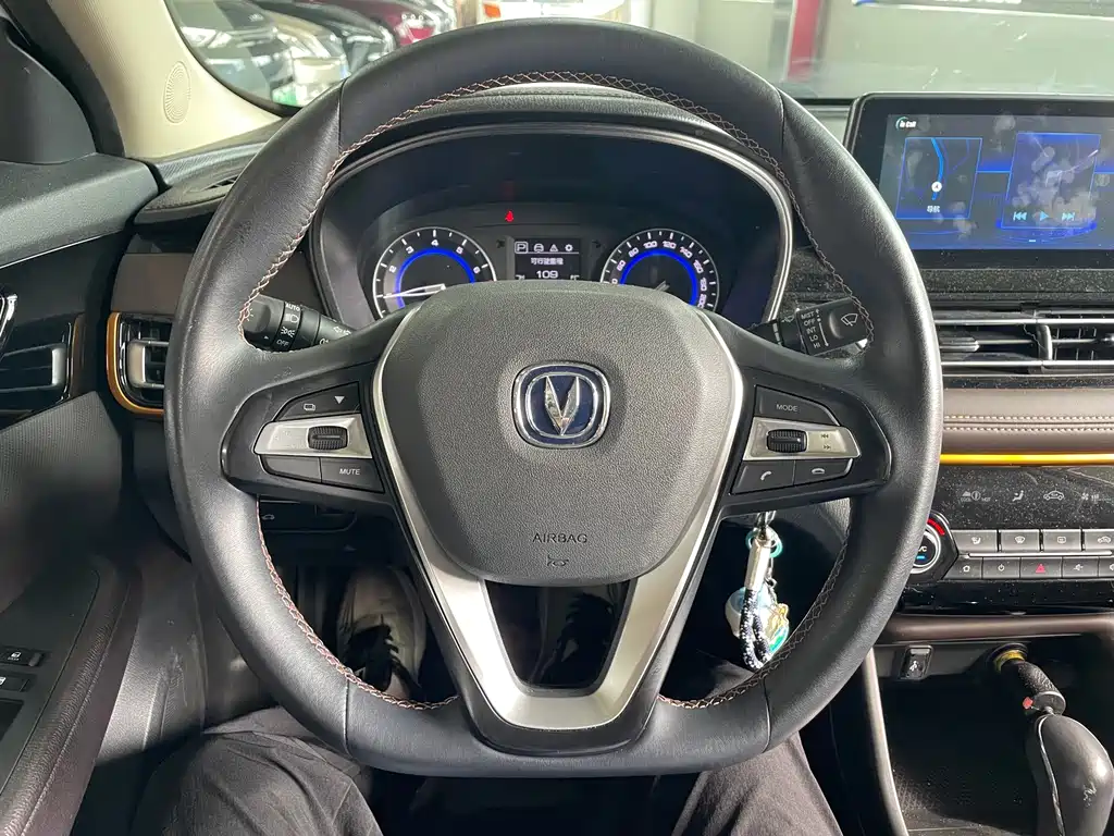 Changan Eado DT — миниатюра 17