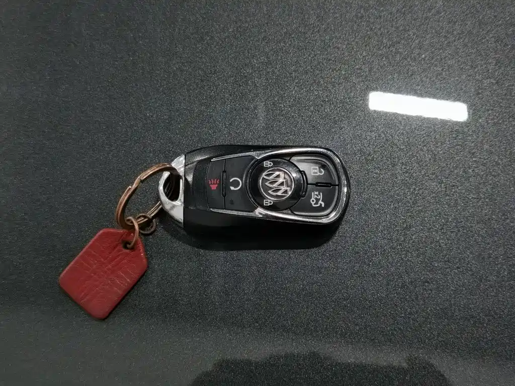 Buick LaCrosse — миниатюра 19