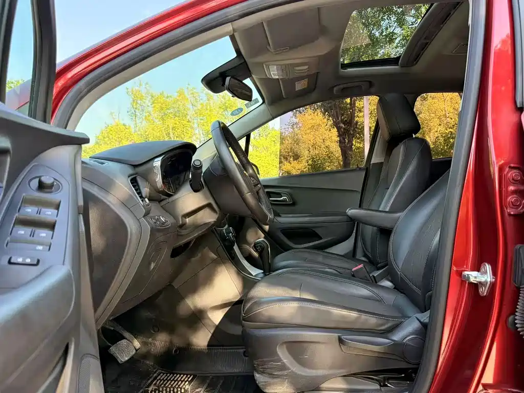 Chevrolet Trax — миниатюра 17