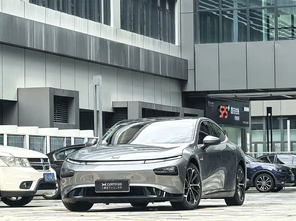 XPeng P7