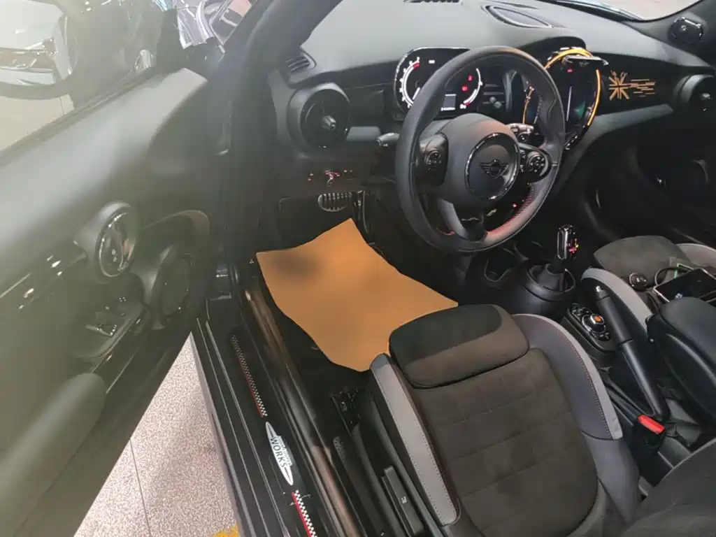 MINI Mini — миниатюра 16