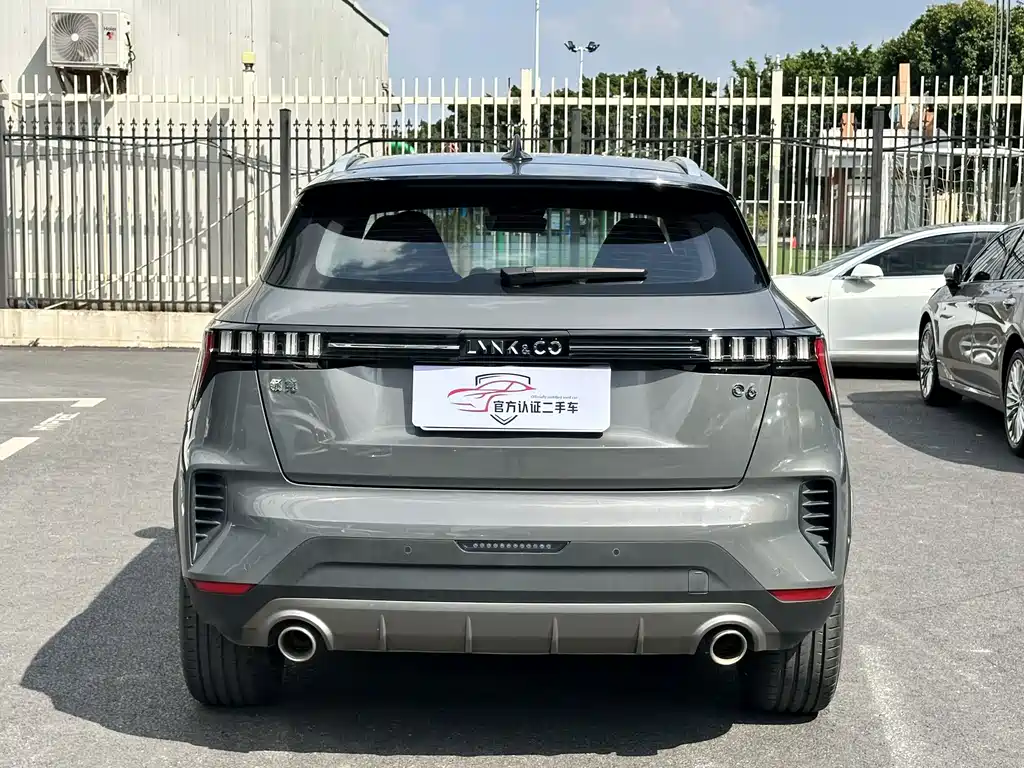 Lynk & Co 06 — миниатюра 5