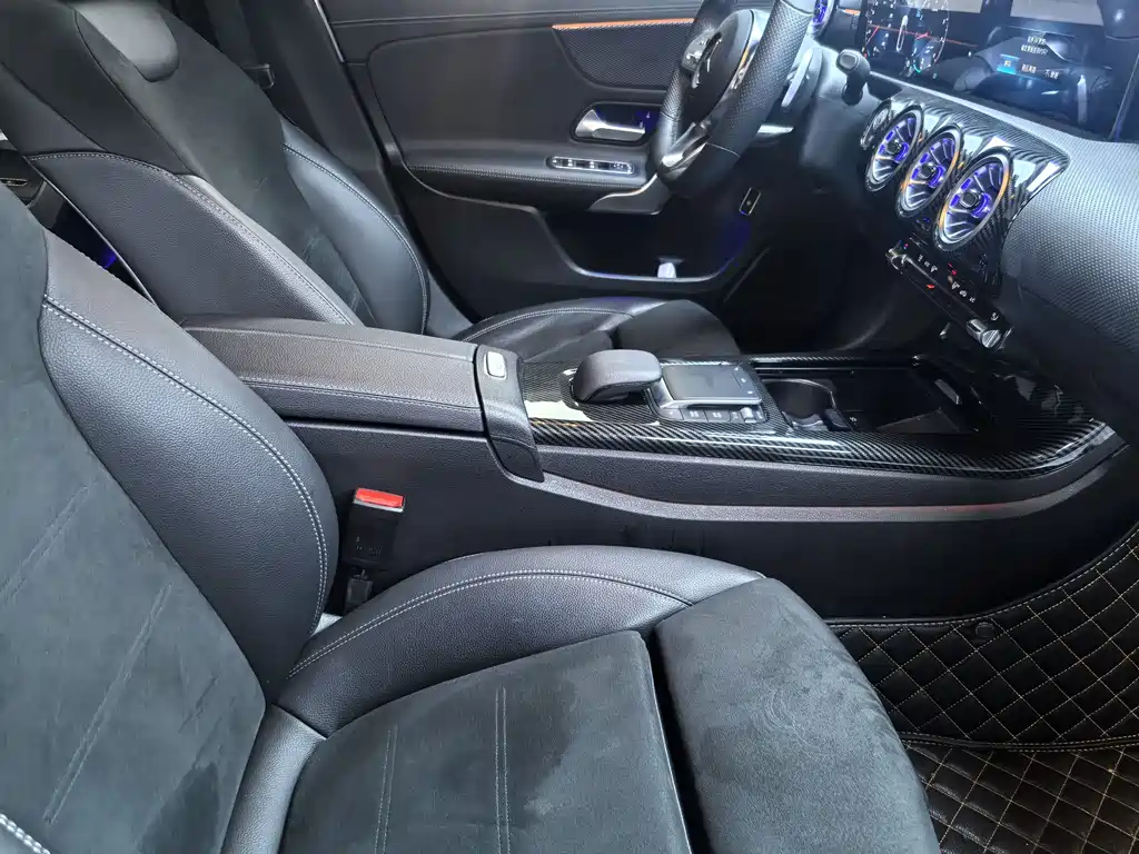 MERCEDES-BENZ A CLASS