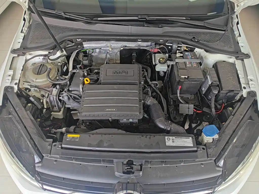 Volkswagen Golf — миниатюра 20