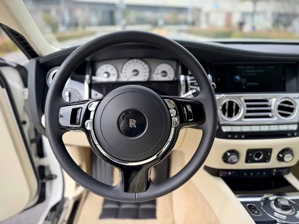Rolls-Royce Ghost — миниатюра 10