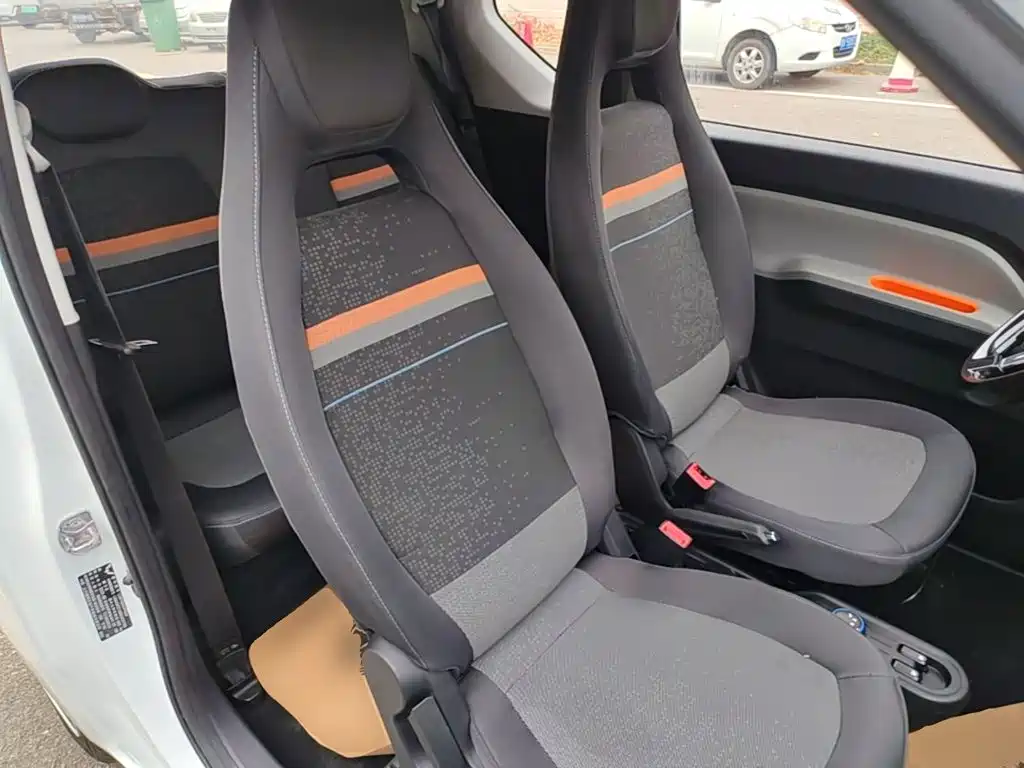 Wuling MINIEV — миниатюра 25