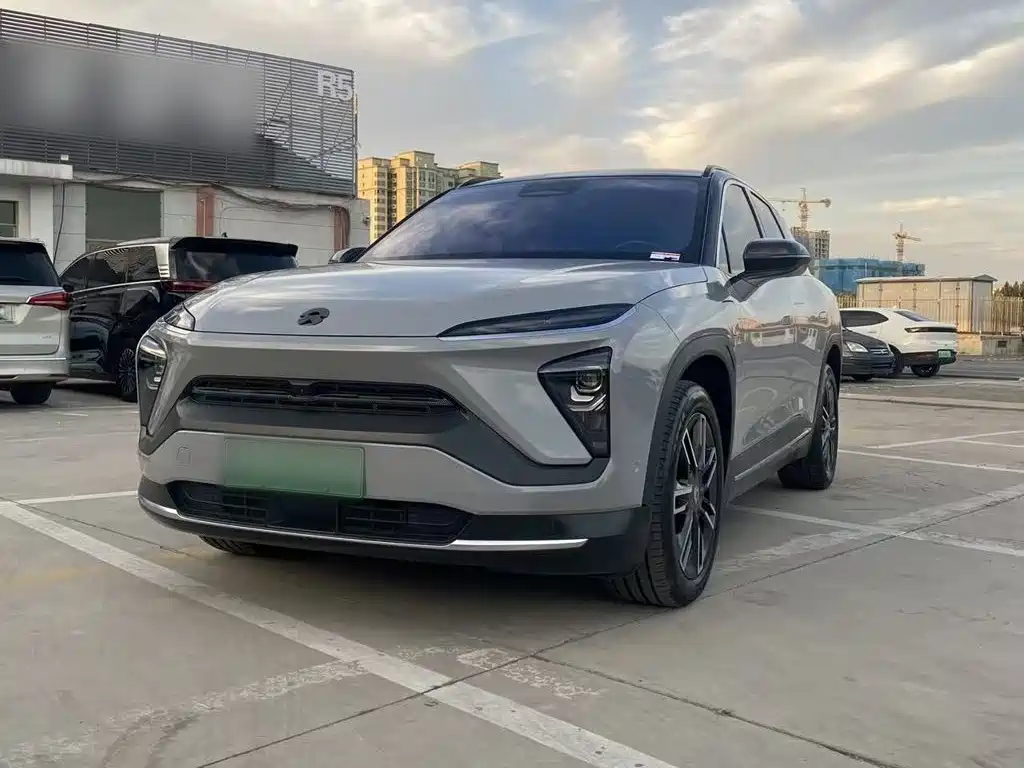 NIO ES6