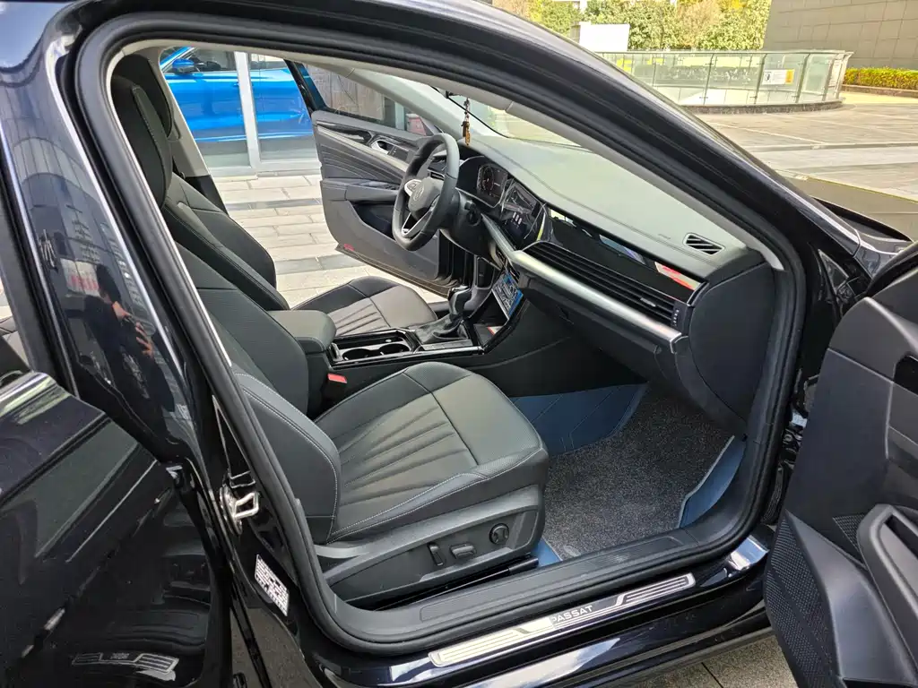 Volkswagen Passat — миниатюра 12