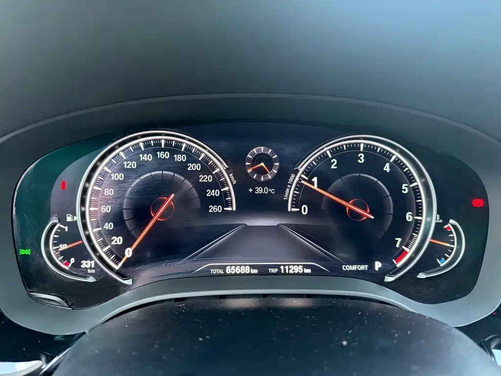 BMW 5 Series — миниатюра 26