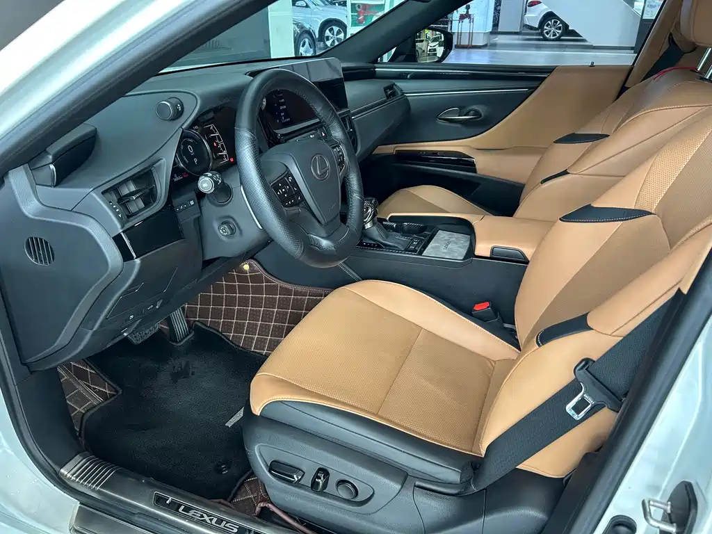 Lexus ES — фотографии объявления, Фото 10