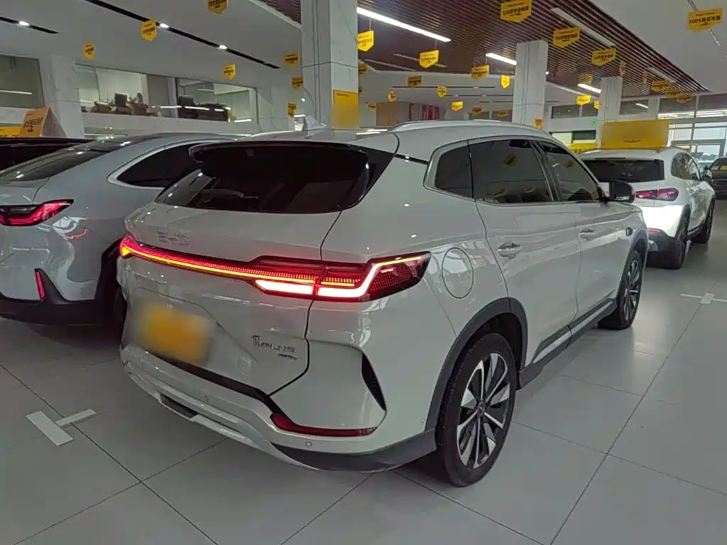 BYD PLUS New Energy — миниатюра 7