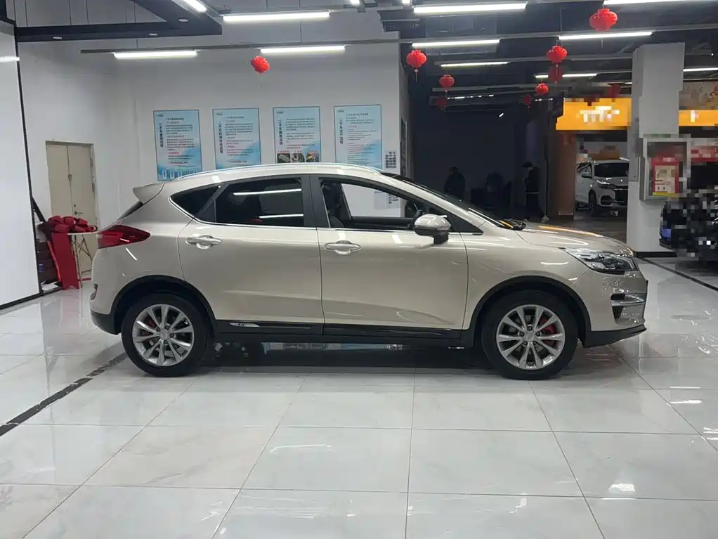 Geely Emgrand GS — миниатюра 4