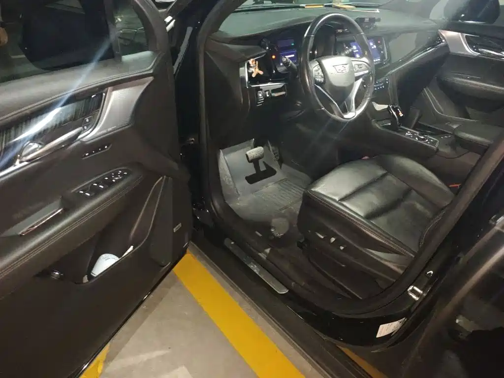 Cadillac XT6 — миниатюра 13