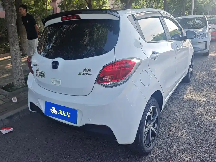 Changan Benben E-Star — миниатюра 3