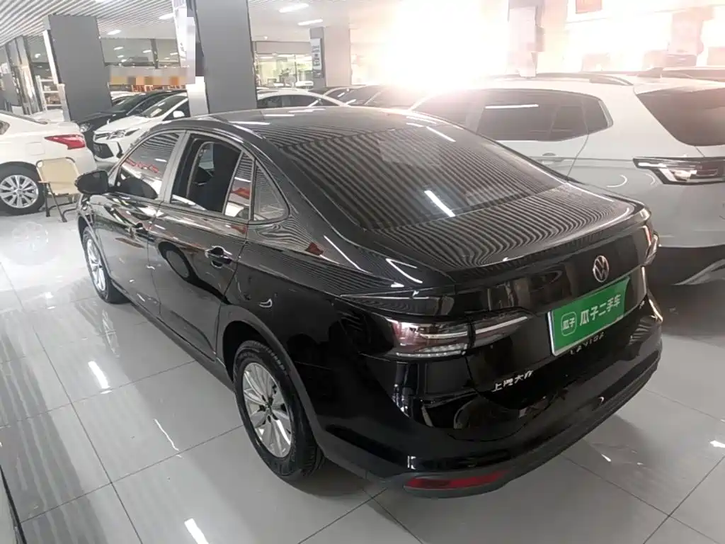 Volkswagen Lavida — миниатюра 5