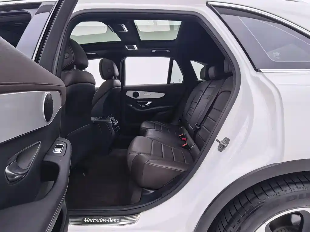 Mercedes-Benz GLC — миниатюра 16