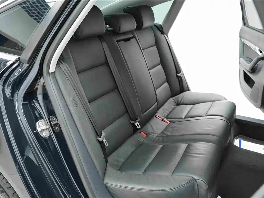 Audi A6L — миниатюра 23