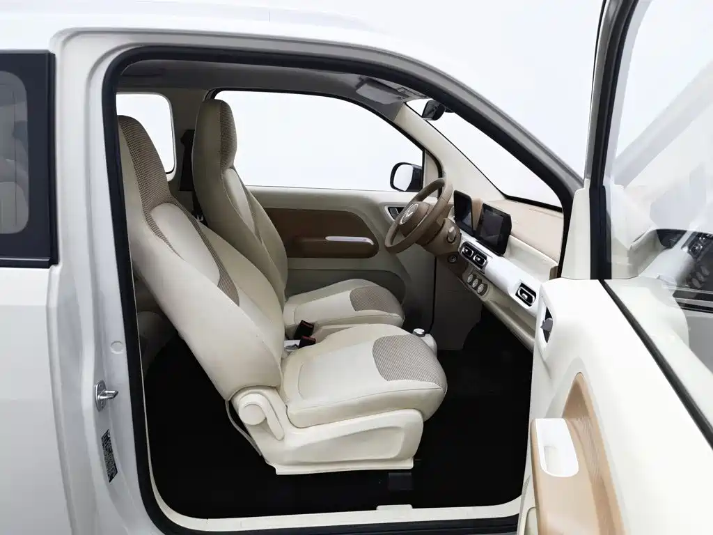 Wuling MINIEV — миниатюра 23