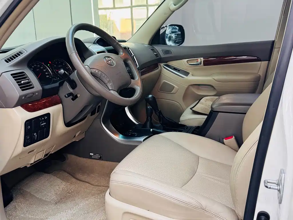 Toyota Prado — миниатюра 5