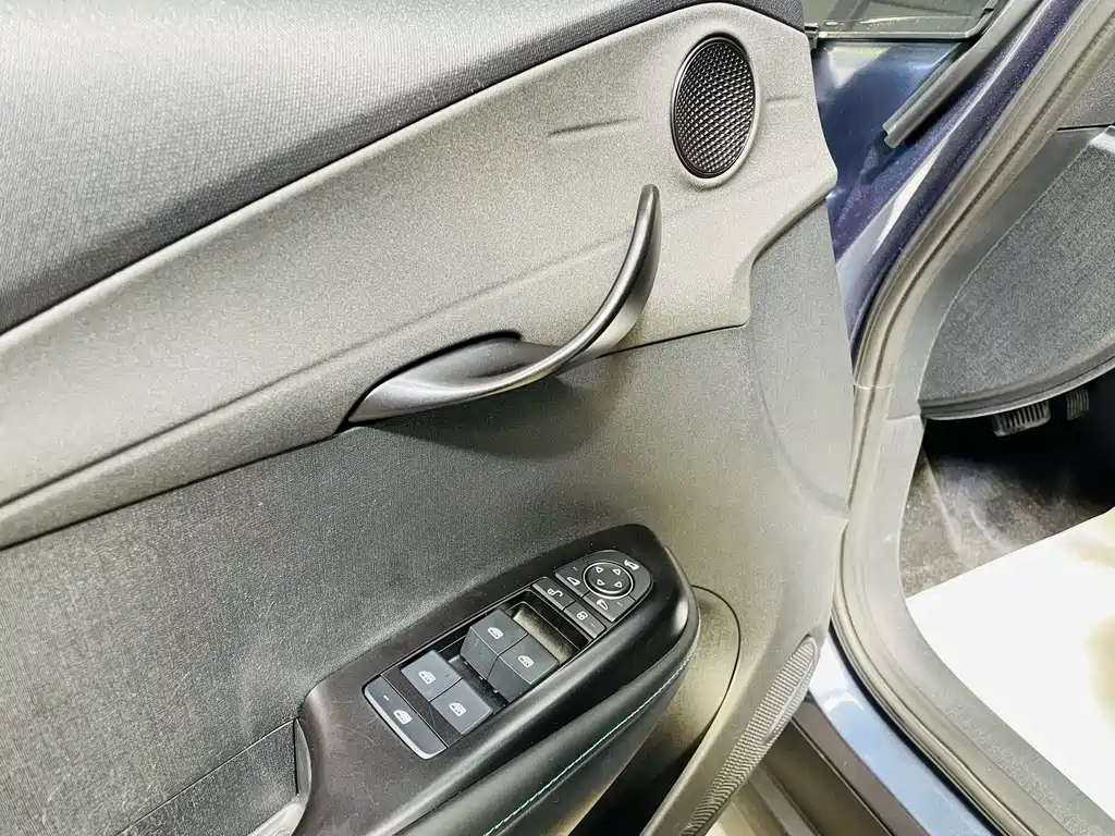 BYD Dolphin — миниатюра 16