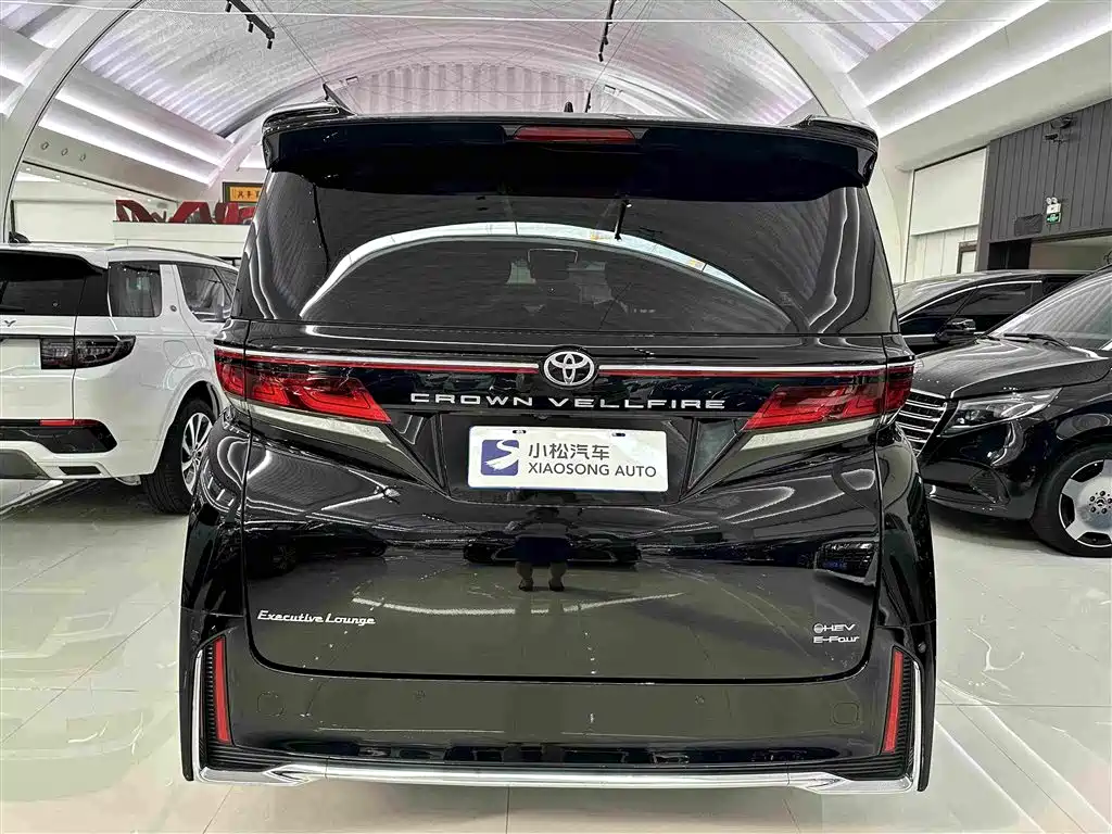 Toyota Vellfire — миниатюра 18