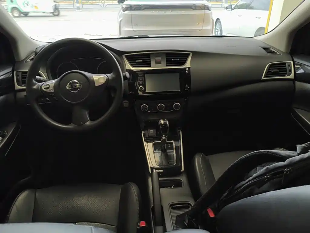 Nissan Sylphy — миниатюра 10