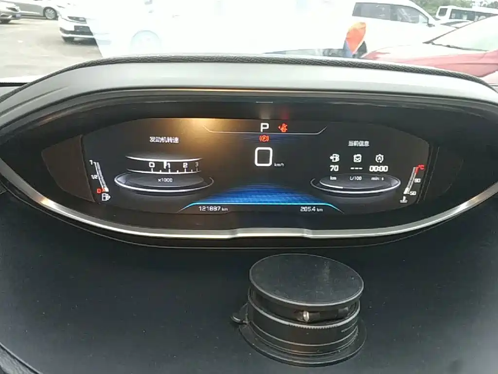 Peugeot 4008 — миниатюра 12