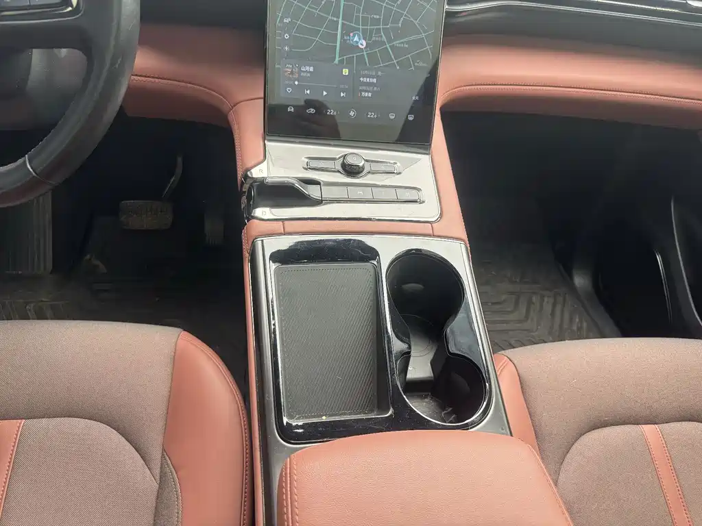 NIO EC6 — миниатюра 12
