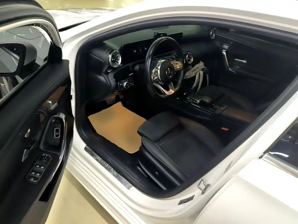 Mercedes-Benz A-Class — миниатюра 16