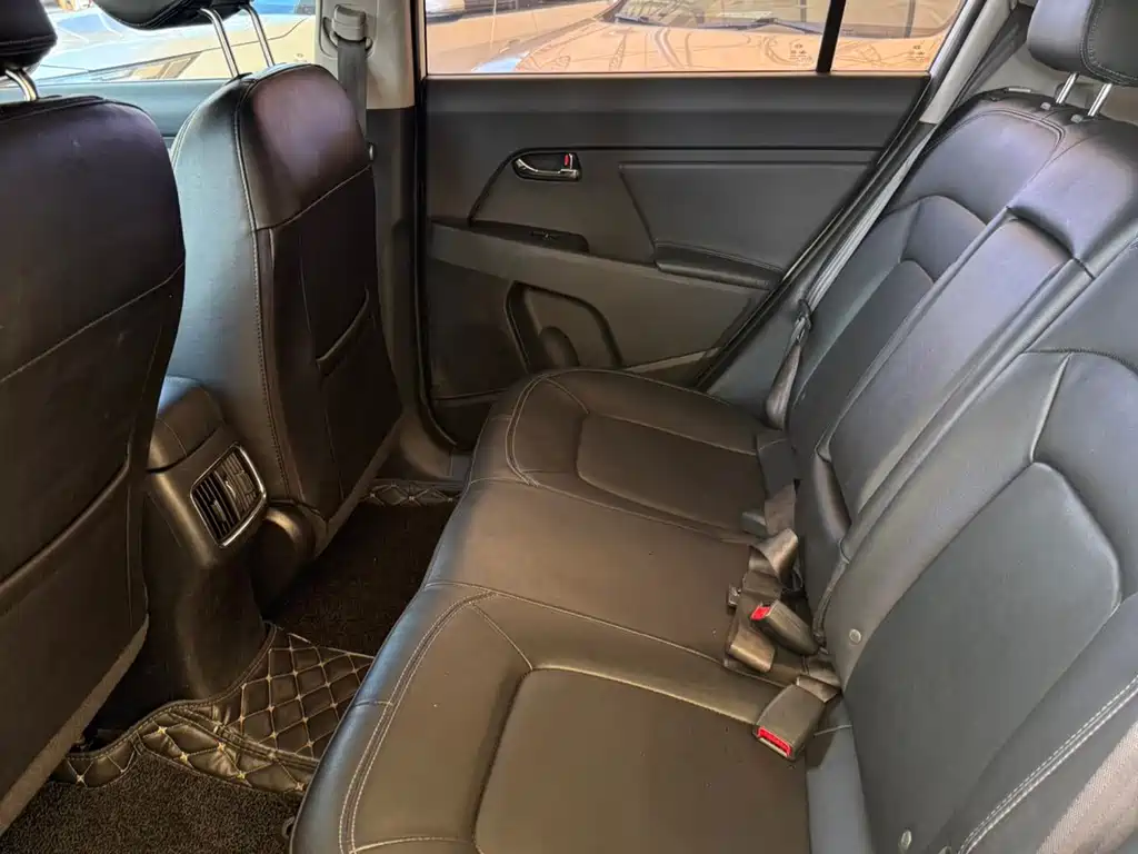 Kia Sportage — миниатюра 11