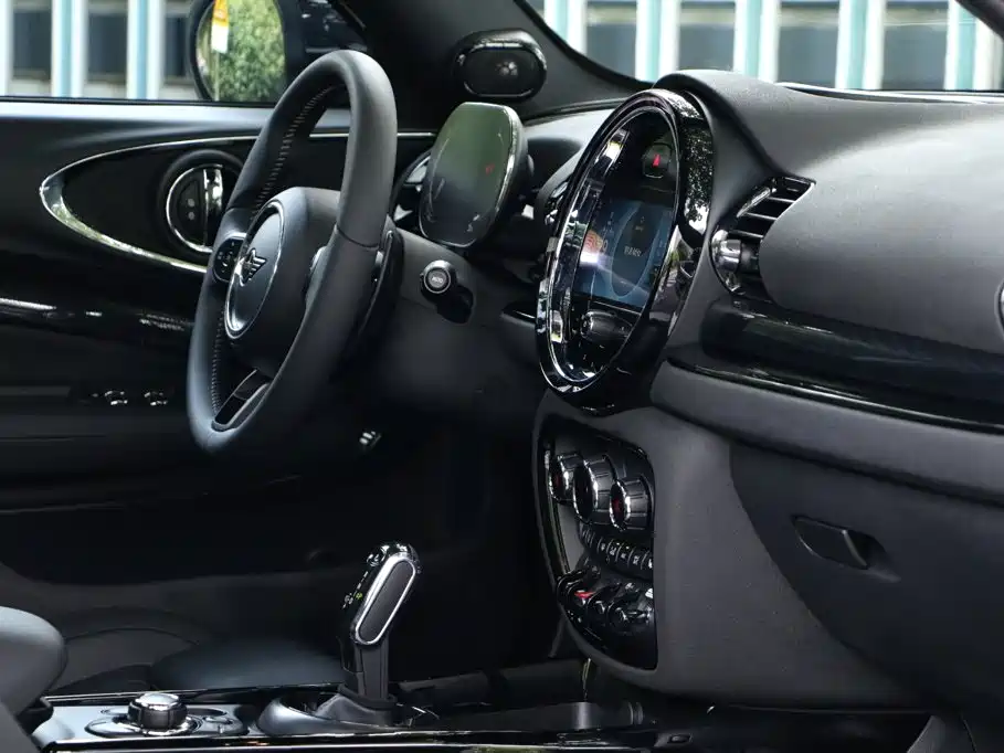 MINI Mini Clubman — миниатюра 28