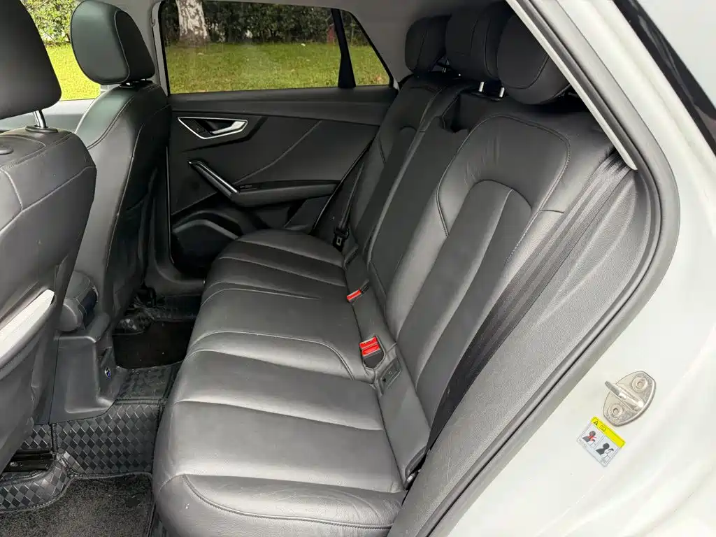 Audi Q2L — миниатюра 12